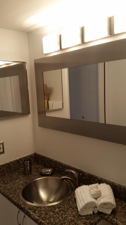 Aventura Apartments Room photo