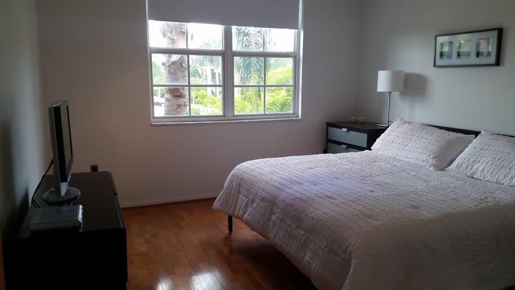 Aventura Apartments Room photo